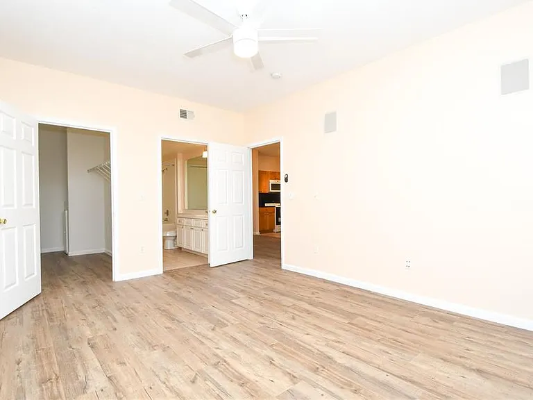 14214 Fredricksburg Dr #108 — Photo 18