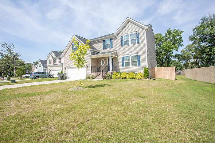 1st image of 9 Mary Ann Dr