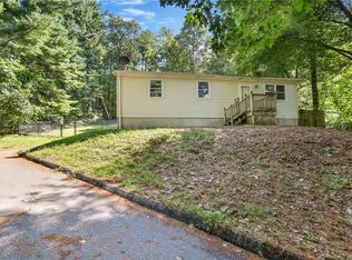 135 Valley Rd, Killingly, CT 06239