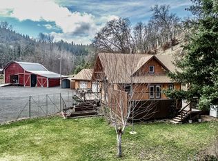 515 Wilson Rd, Mosier, OR 97040