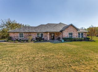 108 Valen Dr, Fate, TX 75189