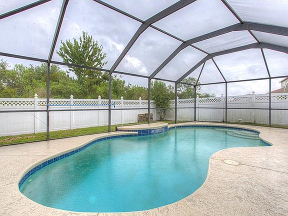 2nd image of 32136 Northridge Dr