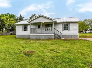 33 Old Shawnee Trail Dr, Gordonville, TX 76245