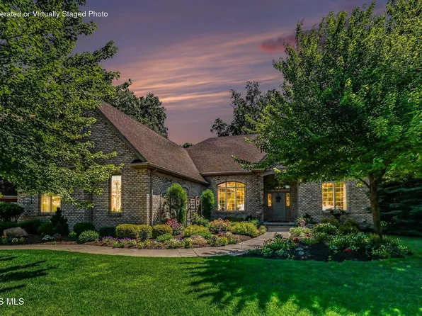3401 Swan Ridge Ln, Maumee, OH 43537