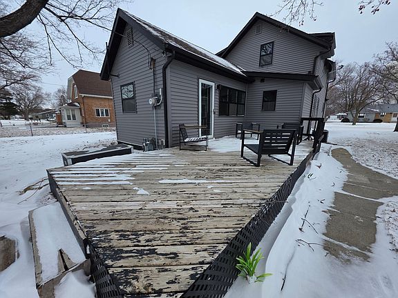 2nd image of 206 Oscar Ave N