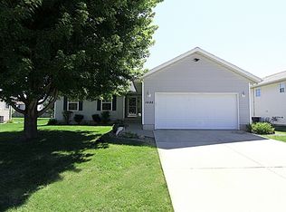 1685 48th St, Marion, IA 52302