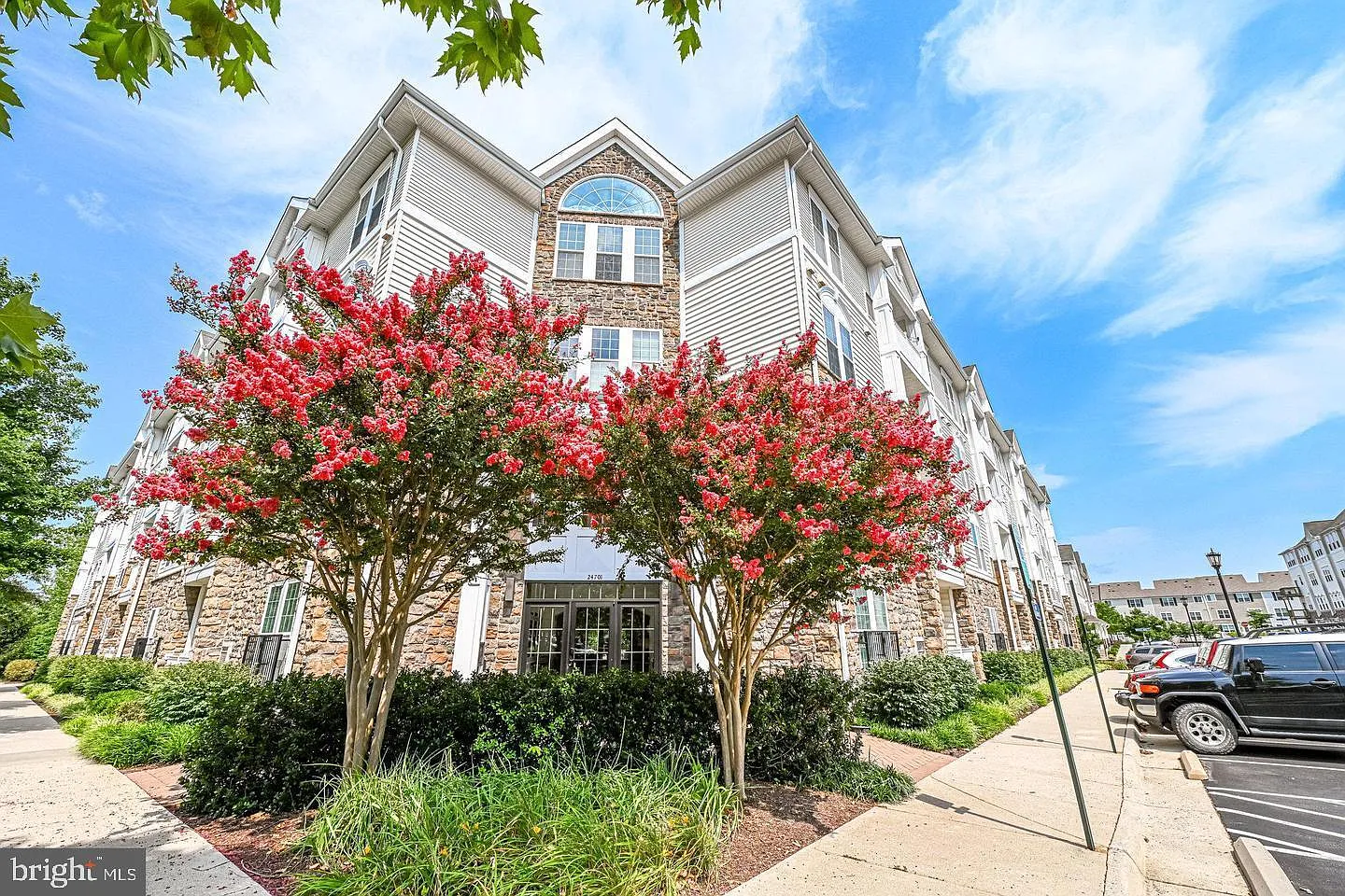 Mercer Park Condominium — Photo 2