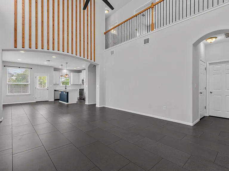 6321 Andes Peak Trl — Photo 2