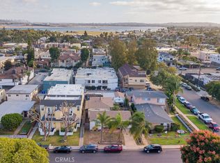 2109 Felspar St, San Diego, CA 92109