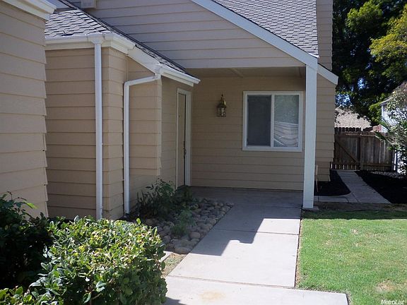 2nd image of 7547 Lighthouse Dr