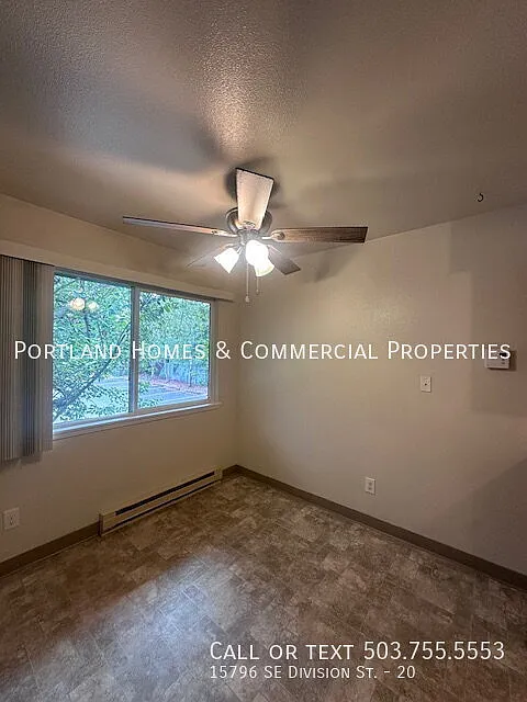 Charming 2-Bedroom Apartment with Modern Comforts on SE Division St. — Photo 4