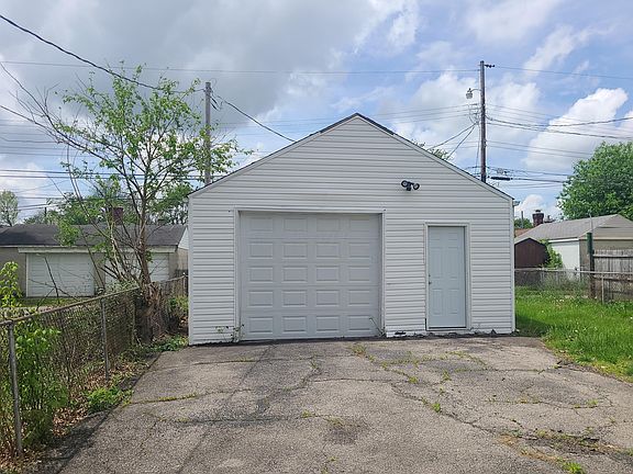 4th image of 2971 Hiawatha St