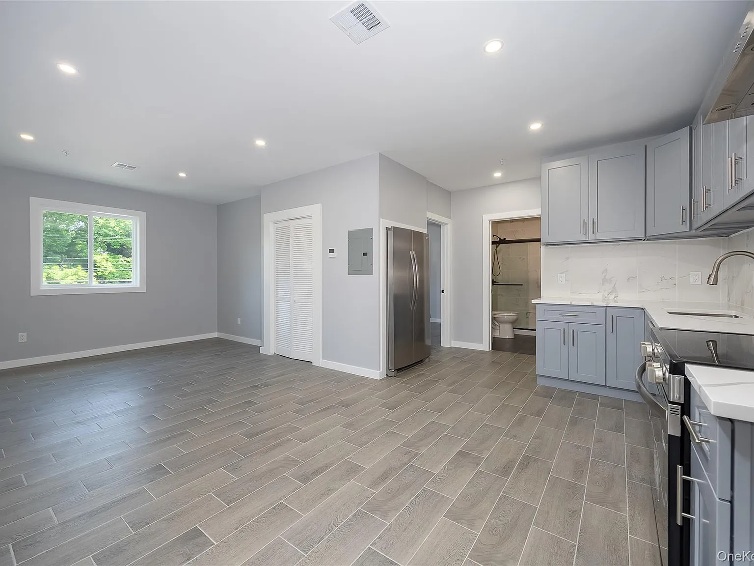 1 bed, 1.0 bath, 800 sqft, $2,200 — Photo 3