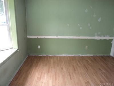 2nd image of 447 Amesbury Dr