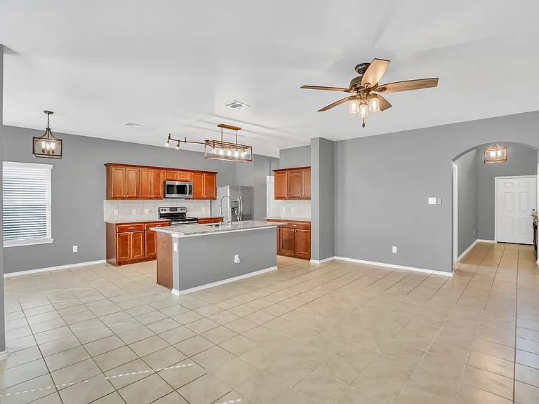 1535 Meadowlake Dr — Photo 15