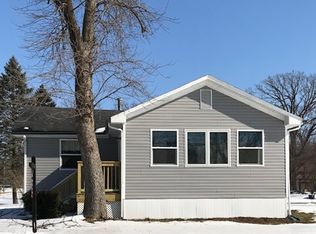 26483 W Grapevine Ave, Antioch, IL