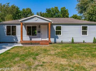 1614 Honeysuckle Rd, Sedalia, MO 65301