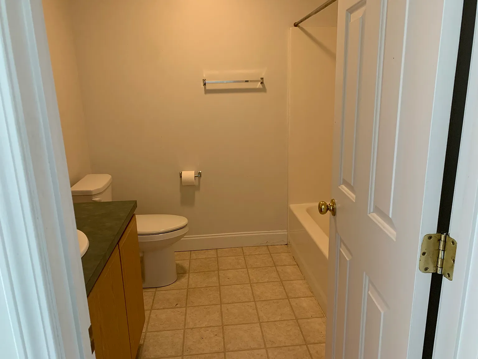 1 bed, 800 sqft, $1,495 — Photo 2