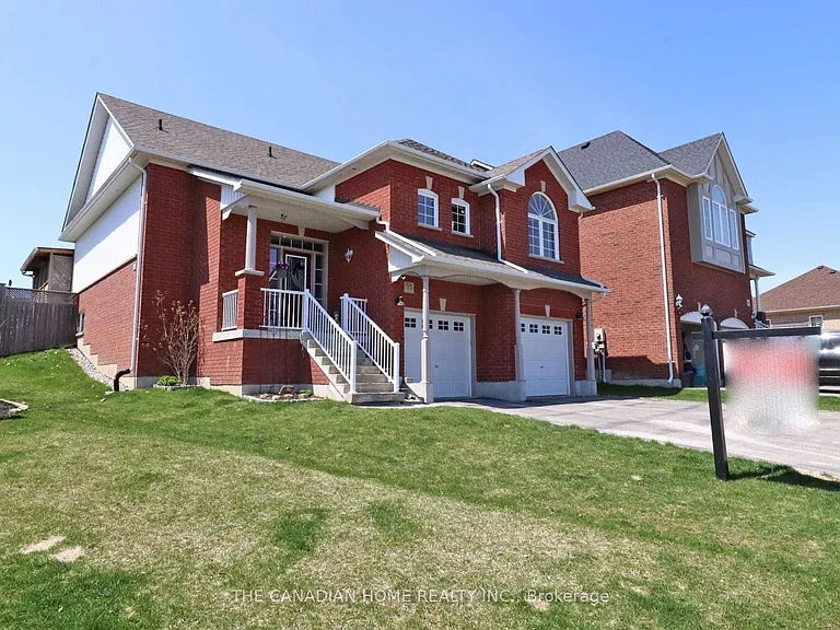 35 Cousins St — Photo 2