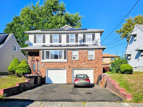 138 Scoles Ave