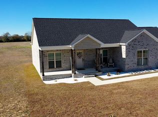 1237 N Broadway, Ashford, AL 36312