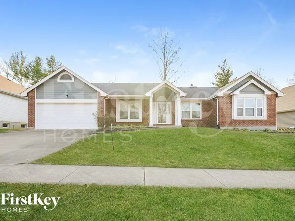 612 Timberidge Dr, Saint Charles, MO 63303