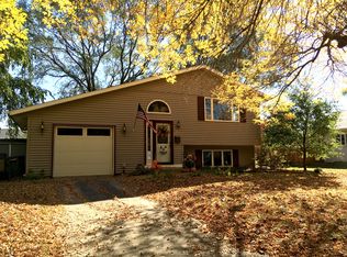 424 Cherry St, Evansville, WI 53536