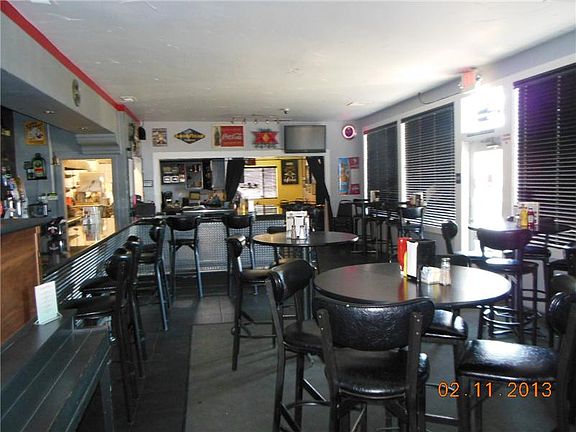 3rd image of 392 W Main St