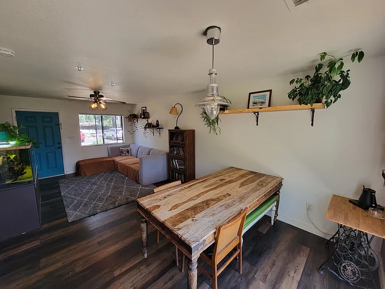 2117 E Arroyo Seco Dr — Photo 4