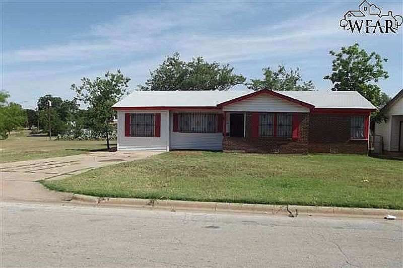 1st image of 1608 Sunnyside Ln