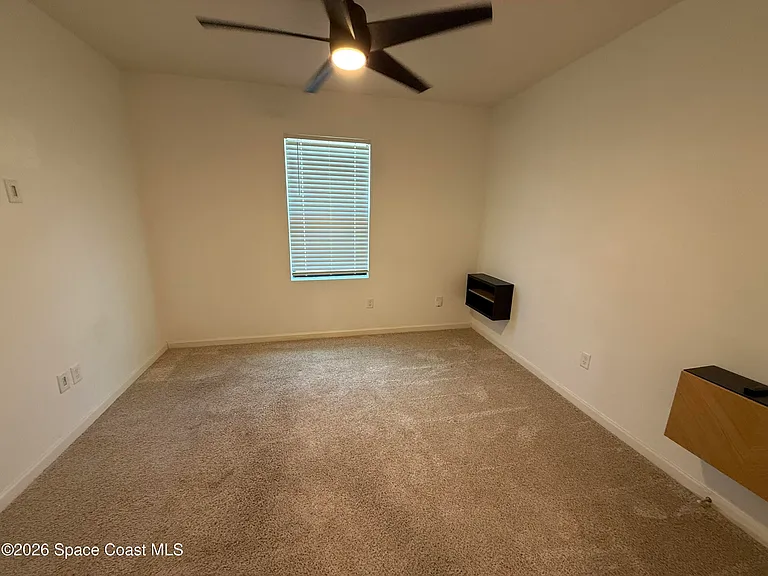 4422 Talbot Blvd — Photo 11