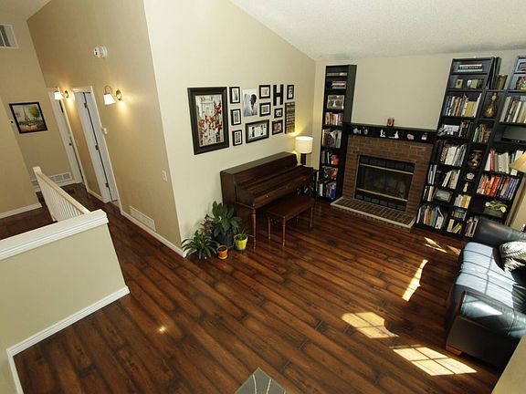 002_Entrance View .jpg