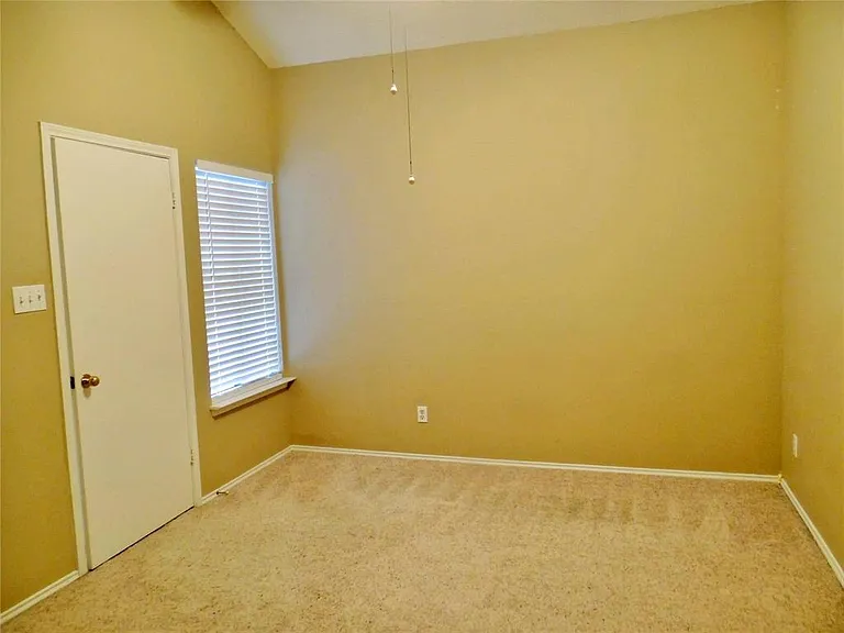517 Ranch Trl #127 — Photo 9