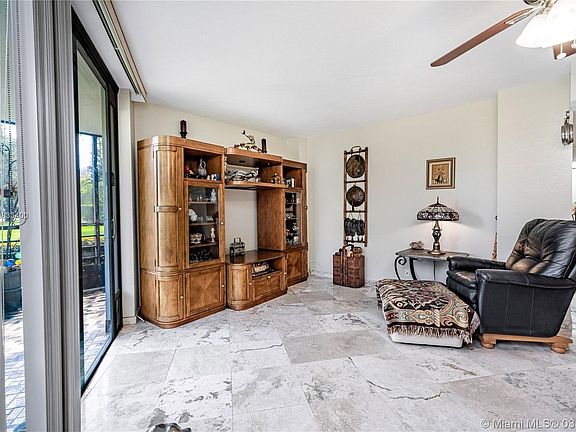 3rd image of 20500 W Country Club Dr APT 115