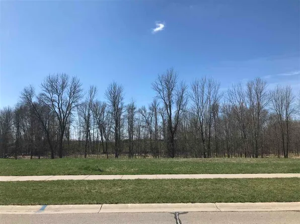 2587 Moose Creek Trl #42, Green Bay, WI 54313