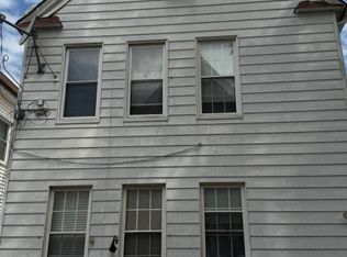 22 E 4Th St, Bayonne, NJ