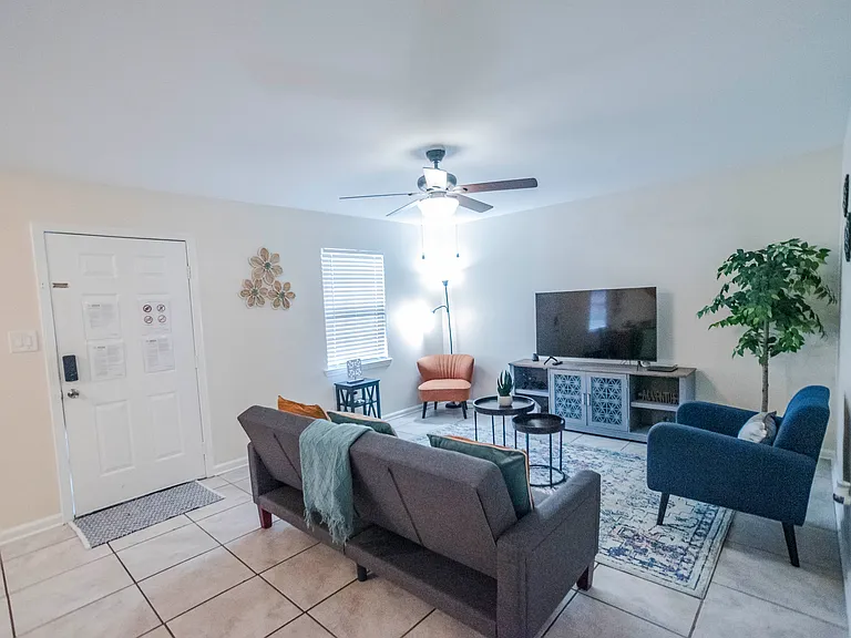 628 Magnolia St — Photo 26