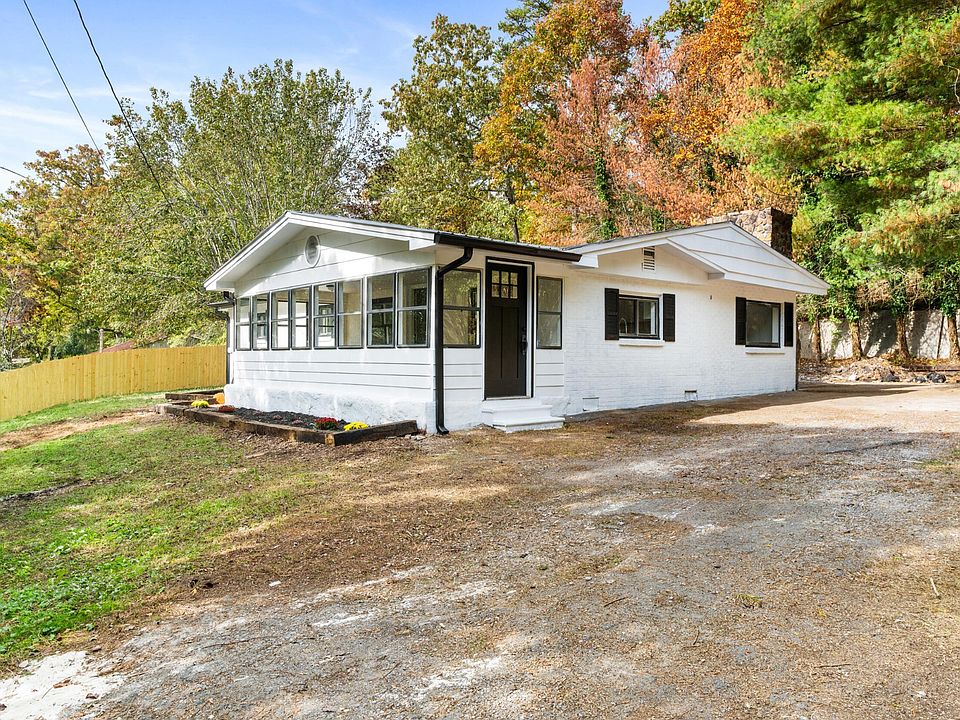 1st image of 122 Lavenia Cir