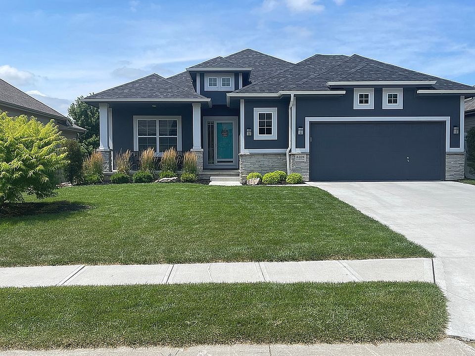 1st image of 6204 S 193rd Ave