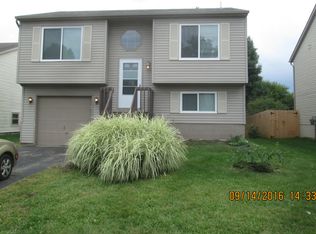 1069 Viewpointe Dr, Columbus, OH 43207