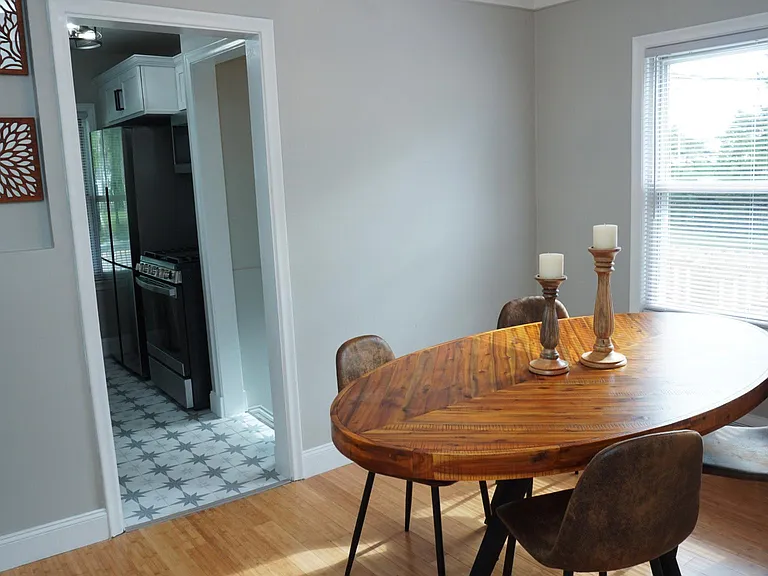 3303 Normandy Rd — Photo 9