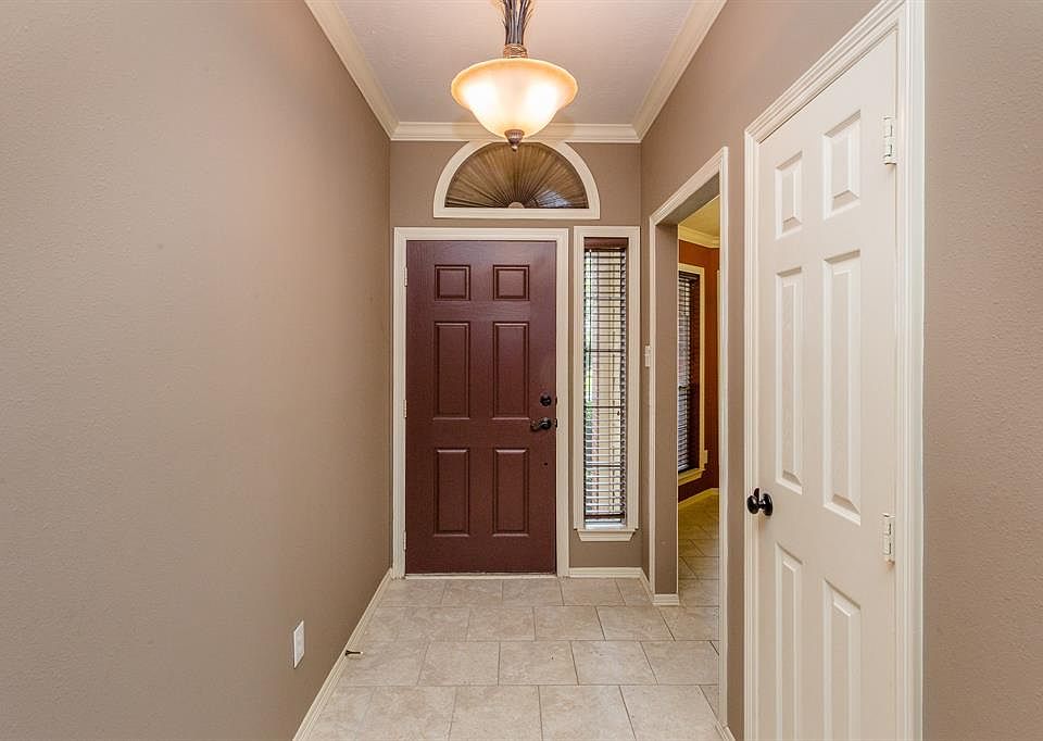 1st image of 6230 Langham Dr