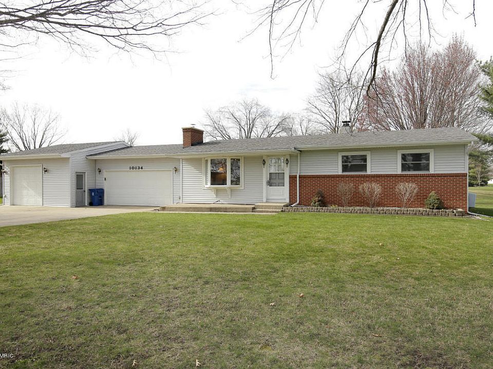1st image of 10134 Woodlawn Dr