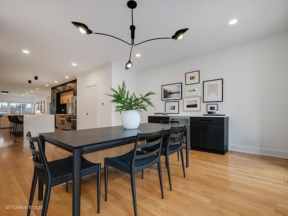 5th image of 2044 W Rice St #1