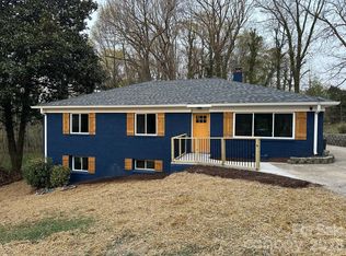 5000 Hoover Dr, Charlotte, NC