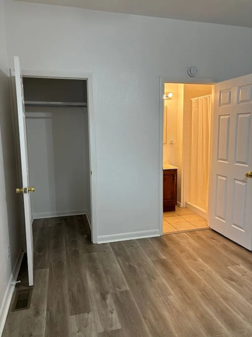 PM-244 3315 McComb Ave — Photo 3