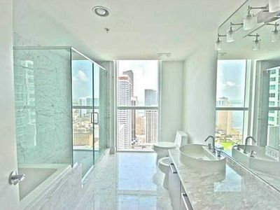 244 Biscayne Blvd APT 1403, Miami, FL, 33132