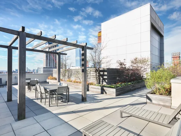 350 West 37th Street image 5 of 7