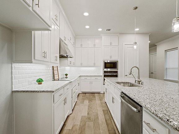 Gourmet Kitchen