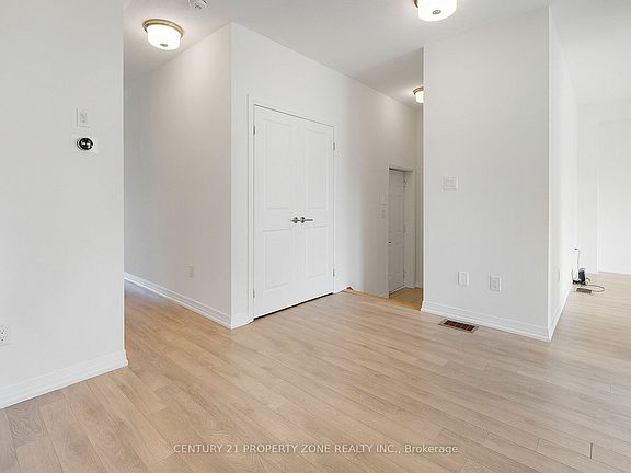 4th image of 103 Garden Ave